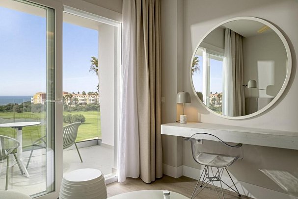 Amàre Beach Hotel Sancti Petri - Wohnbeispiel Doppelzimmer Meerblick (Zimmercodierung DBM)