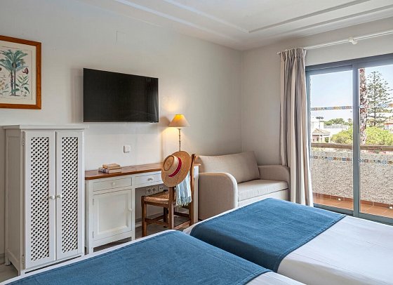 Hotel Playa de la Luz - Wohnbeispiel Doppelzimmer Terrasse (Zimmercodierung TB1)