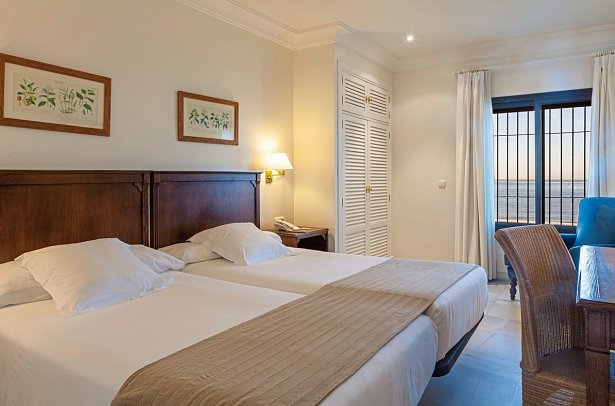 Hotel Playa de la Luz - Wohnbeispiel Juniorsuite Meerblick (Zimmercodierung JBM)