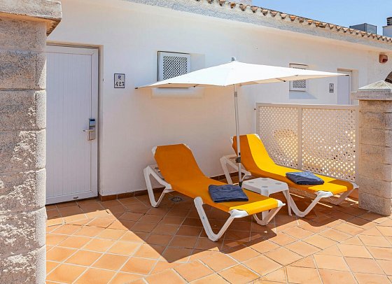 Hotel Playa de la Luz - Wohnbeispiel Doppelzimmer Terrasse (Zimmercodierung TB1)