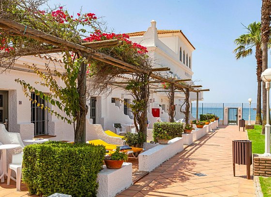 Hotel Playa de la Luz - Wohnbeispiel Doppelzimmer Patio (Zimmercodierung DB2)