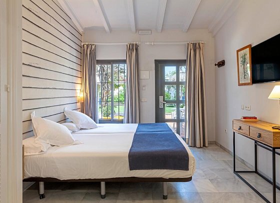 Hotel Playa de la Luz - Wohnbeispiel Doppelzimmer Patio (Zimmercodierung DB2)