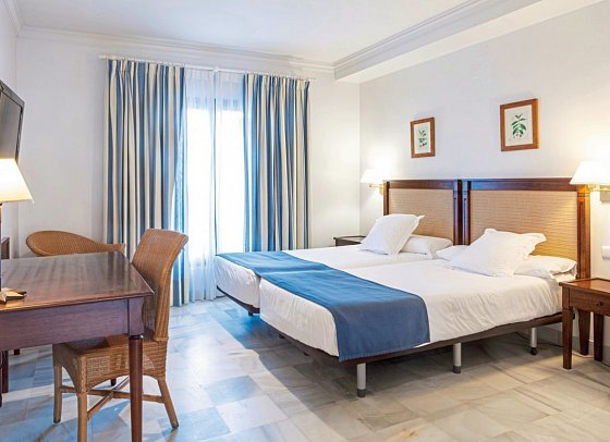 Hotel Playa de la Luz - Wohnbeispiel Familienzimmer (Zimmercodierung FB1)