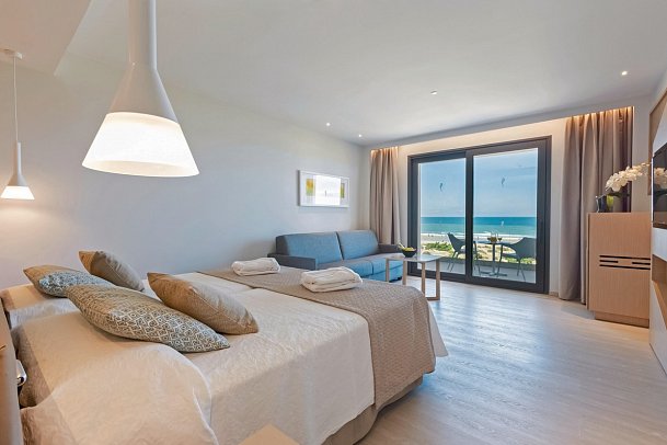 Hipotels Barrosa Park - Wohnbeispiel Juniorsuite Meerblick (Zimmercodierung JBM)