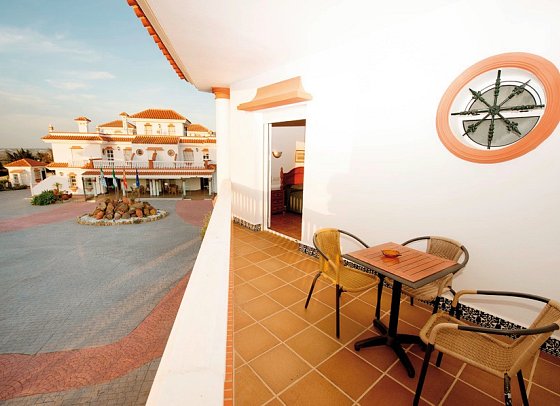Hotel Diufain - Balkonbeispiel Appartement (Zimmercodierungen AB1, AB2 & AB3)