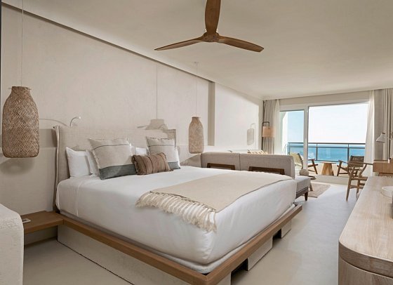 DAIA Slow Beach Hotel Conil - Wohnbeispiel Juniorsuite frontaler Meerblick The One (Zimmercodierung J9M)