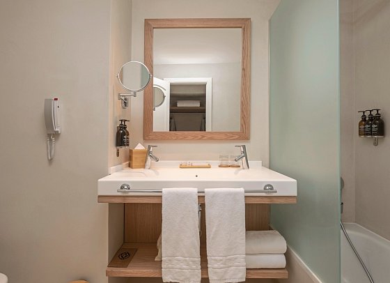 DAIA Slow Beach Hotel Conil - Badbeispiel Doppelzimmer (Zimmercodierung DB1)