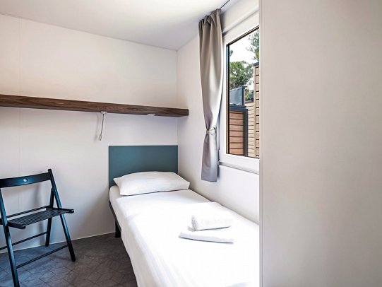 Zaton Holiday Resort Mobilheime - Wohnbeispiel Deluxe Family Drei-Zimmer-Camping Home 4+1 (Zimmercodierung CB2)