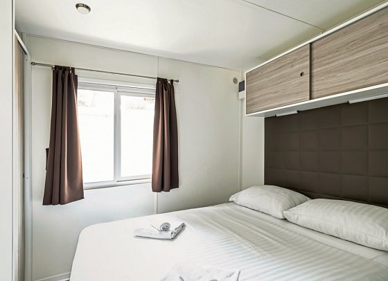 Zaton Holiday Resort Mobilheime - Wohnbeispiel Premium Drei-Zimmer-Camping Home 6+1 (Zimmercodierung CM1)