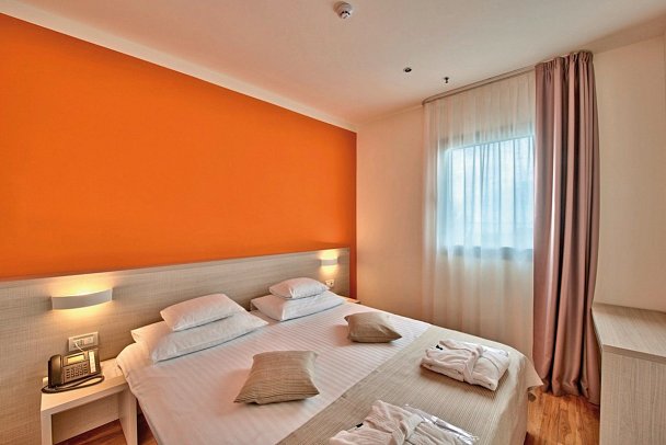 Crvena Luka Resort - Wohnbeispiel Doppelzimmer Superior Meerseite (Zimmercodierung DSC)