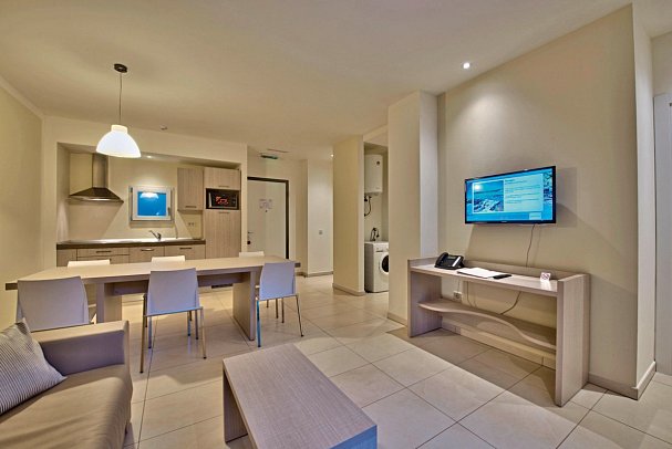 Crvena Luka Resort - Wohnbeispiel Appartement 2 Schlafzimmer (Zimmercodierung OB1)