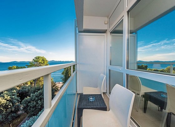 Pinija - Beispiel Balkon Doppelzimmer Premium Meerseite Balkon (Zimmercodierung DMC)