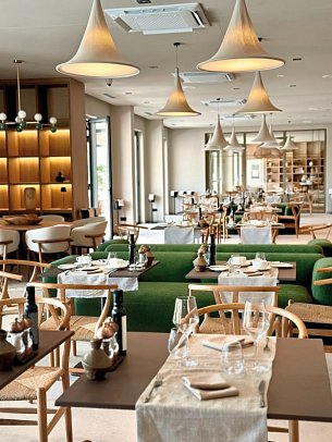 Molum Hotel & Residences