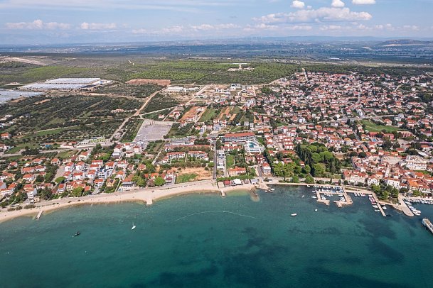 Molum Hotel & Residences