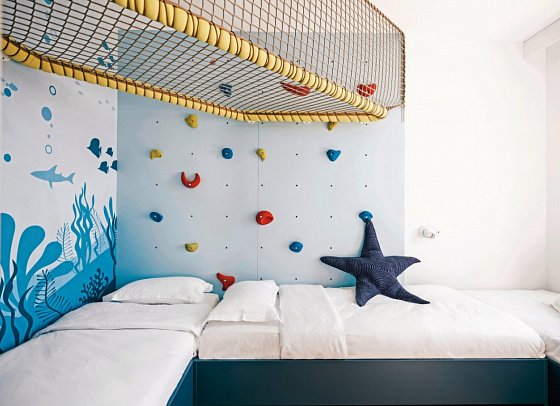 Falkensteiner Family Hotel Diadora - Wohnbeispiel Familiensuite Falky Meerseite (Zimmercodierung WI1)