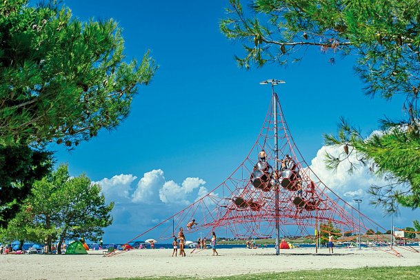 Zaton Holiday Resort