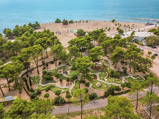 Zaton Holiday Resort