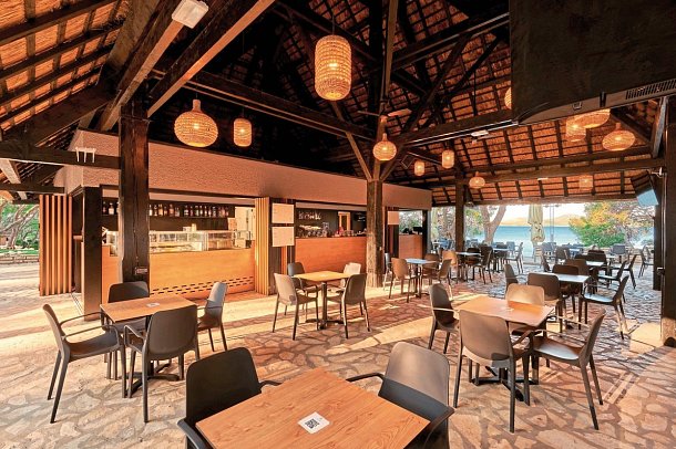 Pine Beach Pakostane