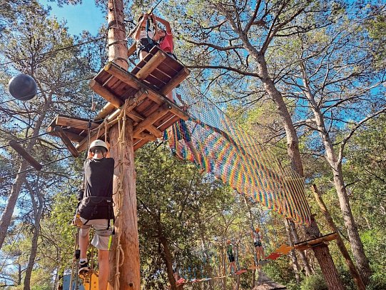 Pine Beach Pakostane