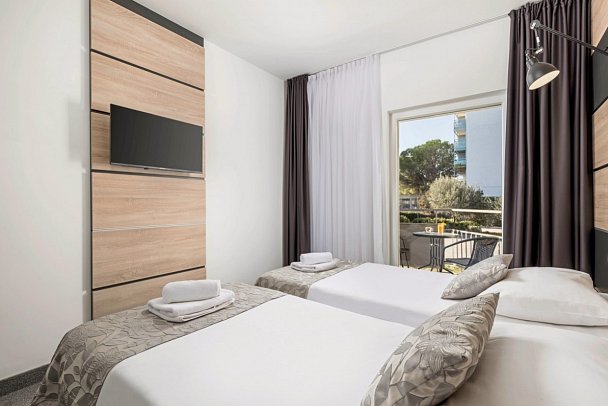 Hotel Imperial Vodice - Wohnbeispiel DZ Nebengebäude (Zimmercodierungen D1V & DC2)