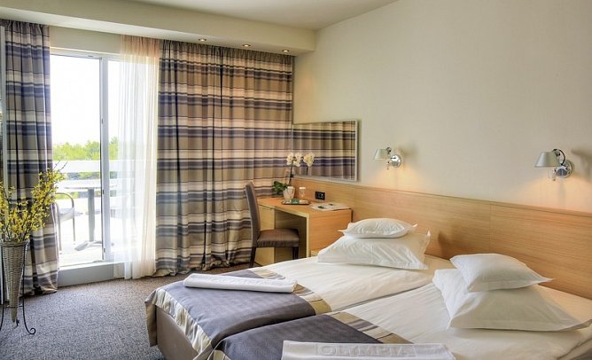 Olympia - Wohnbeispiel Doppelzimmer Klassik Parkseite (Zimmercodierungen DB1 & DC2)