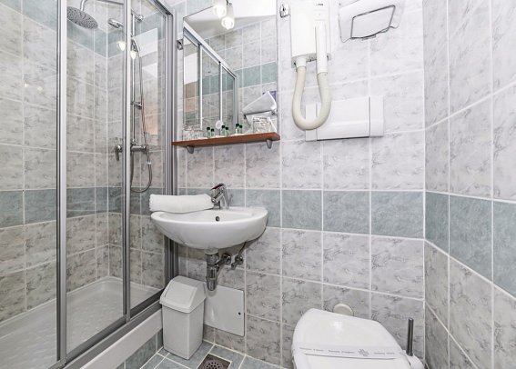 Punta - Beispiel Bad (Zimmercodierungen DB1, DBC, DBM & DC2)