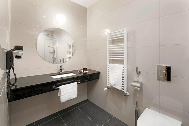 Olympia Sky - Beispiel Bad (Zimmercodierungen DDM, DCM, DBG & EBG)