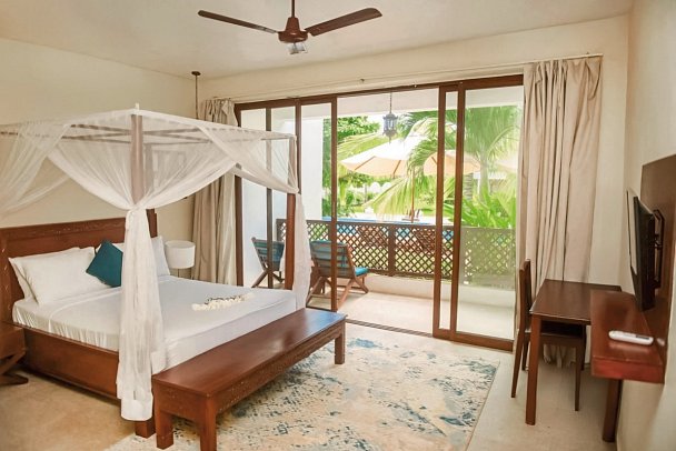 AHG Hisia Nungwi Experience - Wohnbeipiel Double Room Deluxe (Zimmercodierung DD1)