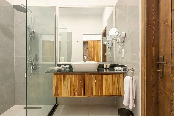 Royal Mandarin Hotel & Resort - Beispiel Bad (Zimmercodierungen DB1, UD1, DBO & FB1)