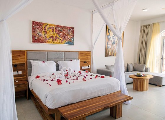 Royal Mandarin Hotel & Resort - Wohnbeispiel Double Room Beach Front (Zimmercodierung DBO)