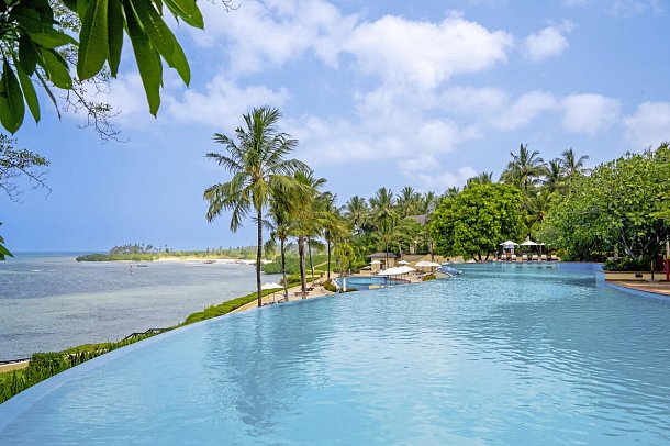 Sea Cliff Resort & Spa