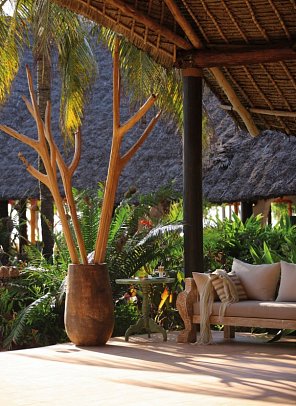 Bluebay Beach Resort & Spa