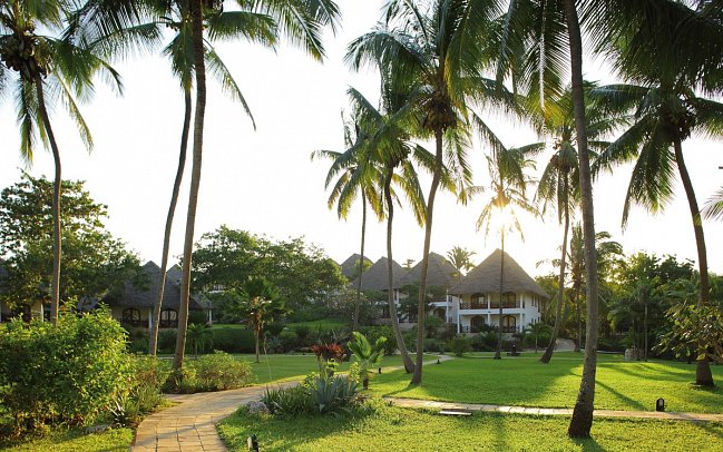 Bluebay Beach Resort & Spa