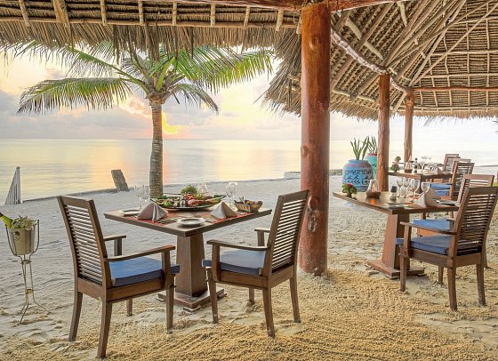 Bluebay Beach Resort & Spa - Restaurant Bahari Grill