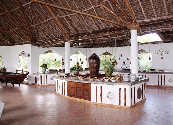 Bluebay Beach Resort & Spa - Restaurant Makuti