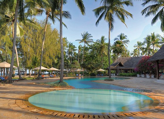 Bluebay Beach Resort & Spa