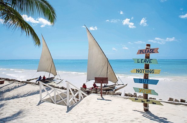 Sultan Sands Island Resort