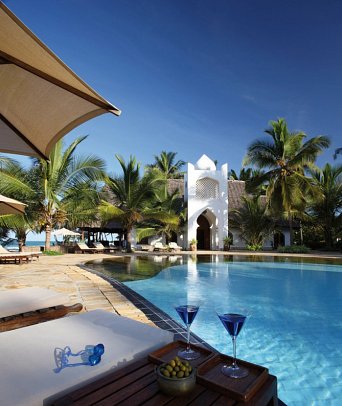 Sultan Sands Island Resort