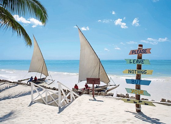 Sultan Sands Island Resort
