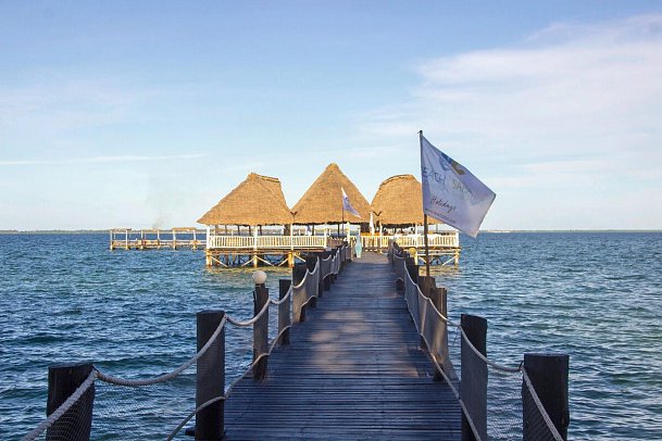 Paradise Beach Resort