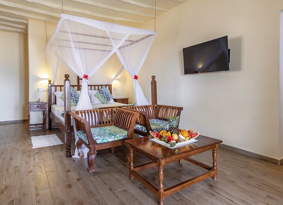 Kiwengwa Beach Resort - Wohnbeispiel Suite sea view with Jacuzzi (Zimmercodierung WBO)