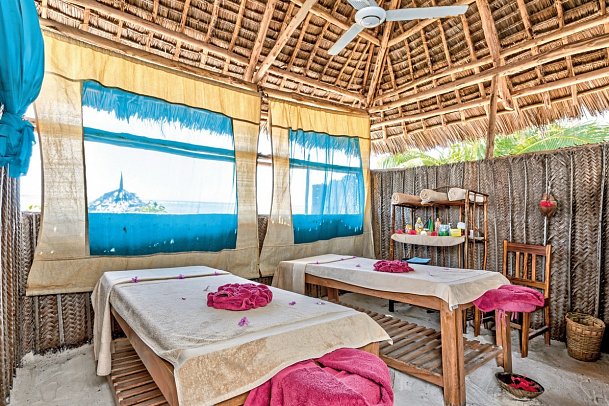 AHG Sun Bay Mlilile Beach