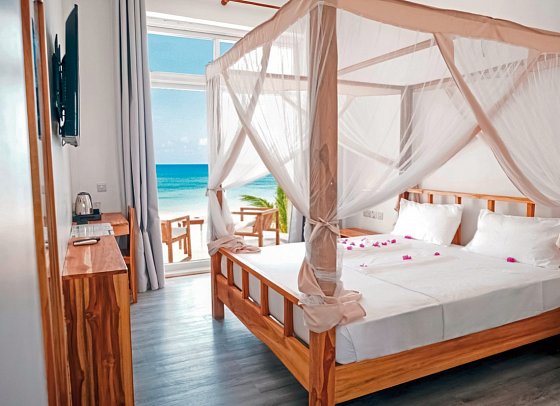 AHG Sun Bay Mlilile Beach - Wohnbeispiel Double Room Beach Front (Zimmercodierung DBO)