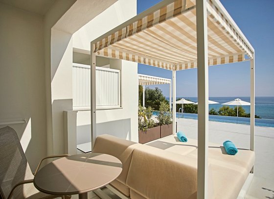 AluaSoul Zakynthos by AMR Collection - Wohnbeispiel My Favorite Club Juniorsuite Swim-Up (Zimmercodierung JBO)