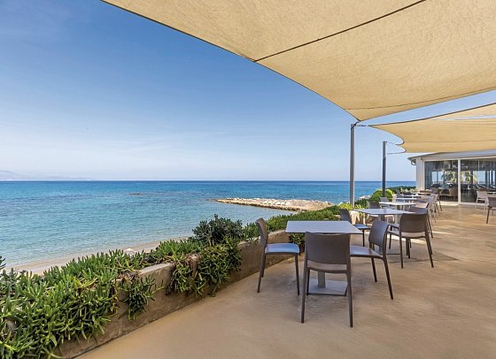 Alexandra Beach Resort & Spa