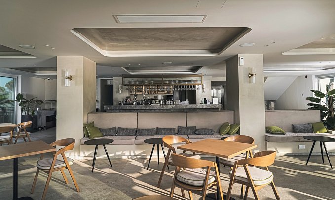 Alexandra Beach Resort & Spa