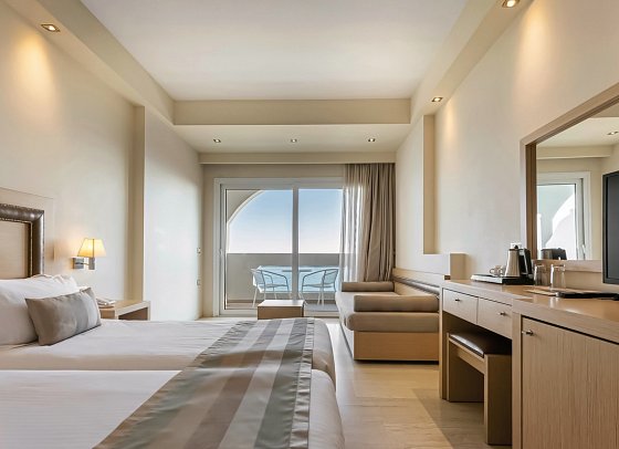 Alexandra Beach Resort & Spa - Wohnbeispiel Doppelzimmer Meerblick (Zimmercodierung D1M)