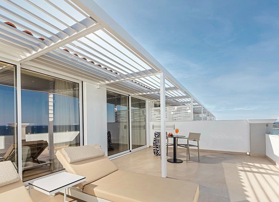 Alexandra Beach Resort & Spa - Wohnbeispiel Suite Meerblick (Zimmercodierung W1M)