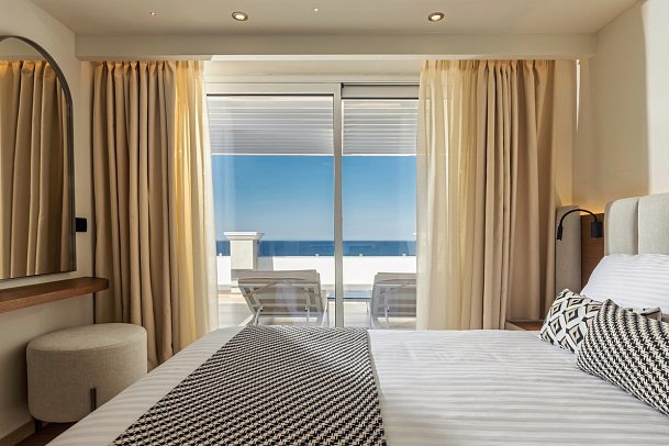 Alexandra Beach Resort & Spa - Wohnbeispiel Suite Meerblick (Zimmercodierung W1M)