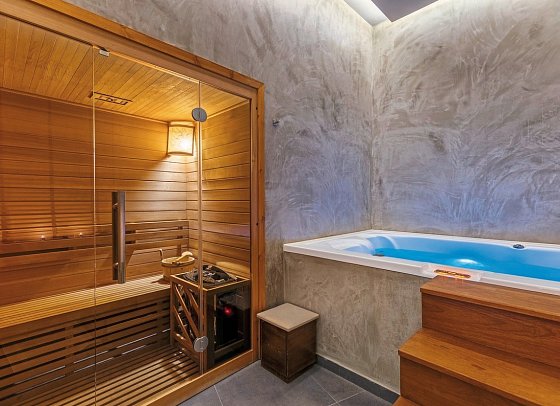 Alexandra Beach Resort & Spa